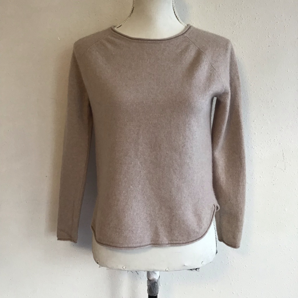 Vince. Women Elegant Warm Beige Crew Neck Sweater S - Picture 1 of 12